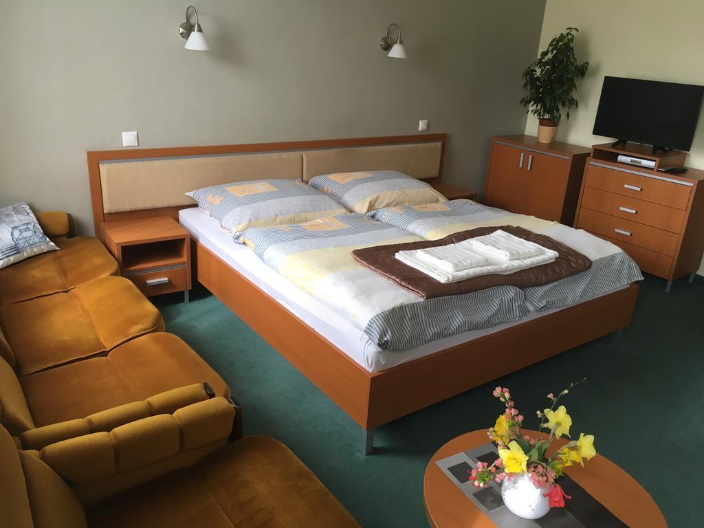Apartman Darmon Piest'any Buitenkant foto
